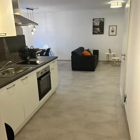 アパート Am Funpark オーバーアスバッハ